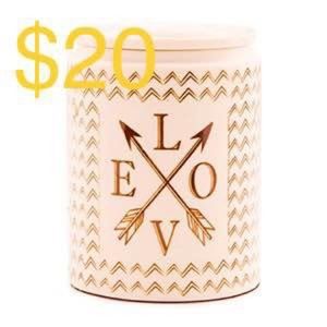 Scentsy warmer